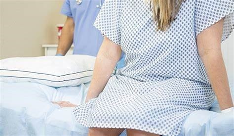 یک نمونه برداری از سلول های دهانه رحم انجام دهید